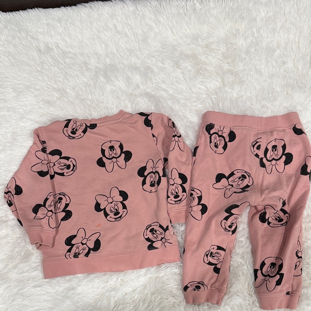 Kids Matching Set with Cartoon Print - Picture 5 of 10